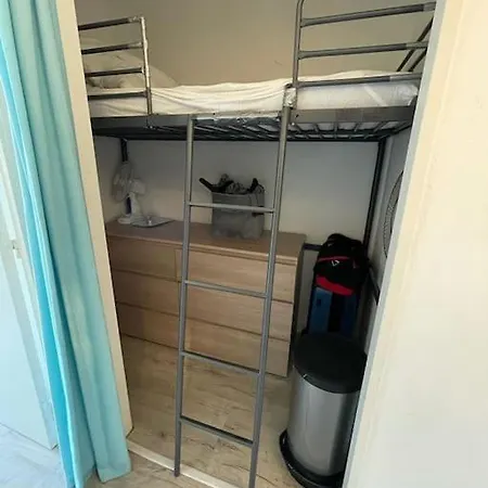 Apartment La Bocca, F1+cabine, Clim, Mer A 5min Pieds Cannes